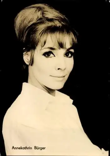 Ak Schauspielerin Annekathrin Bürger, Portrait, Fünf Tage, Fünf Nächte