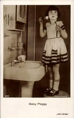 Ak Schauspielerin Baby Peggy, Peggy-Jean Montgomery, Diana Serra Cary, Portrait, Waschbecken