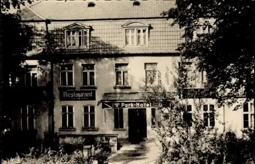 Ak Ludwigslust in Mecklenburg, HO Gaststätte Parkhotel