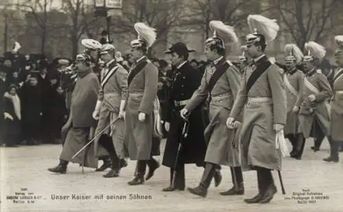 Ak Kaiser Wilhelm II. mit seinen Söhnen, Kronprinz, Eitel, Adalbert, August, Oskar