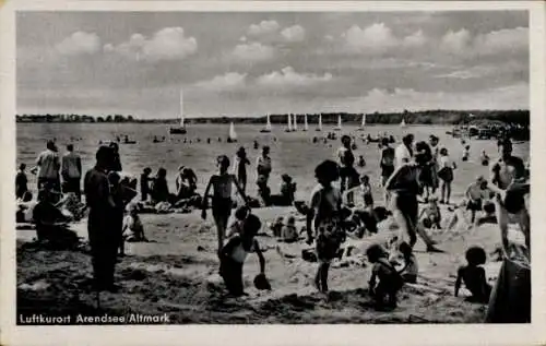 Ak Arendsee in der Altmark, Strand, Badegäste, Segelboote