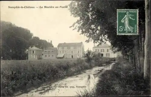 Ak Neauphle le Château Yvelines,  La Mauldre au Pontel