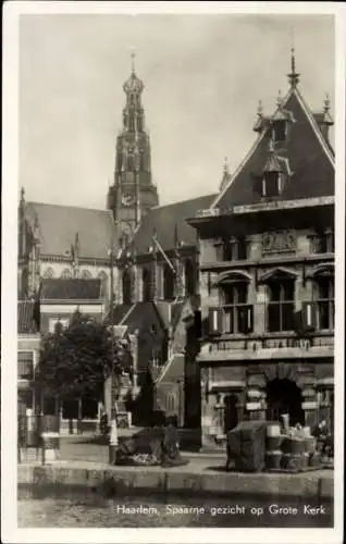 Ak Haarlem Nordholland Niederlande, Spaarne gezicht op Grote Kerk