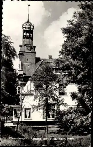 Ak Maarsbergen Utrecht Niederlande, Pastorie met Ned. Herv. Kerk