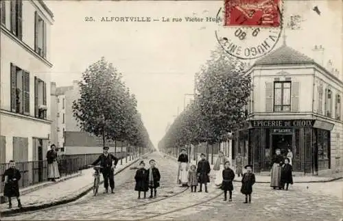 CPA Alfortville Val de Marne, Rue Victor Hugo