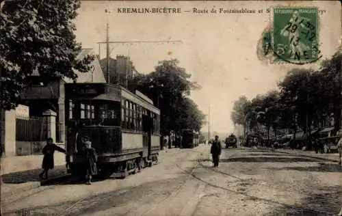 Ak Le Kremlin Bicêtre Val de Marne, Rue de Fontainebleau, Straßenbahn