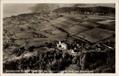 Ak Überlingen am Bodensee, Sanatorium Schloss Spetzgart, Fliegeraufnahme