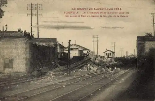 CPA Lunéville Meurthe et Moselle, Guerre 1914, Pont du chemin de fer, près de la filature