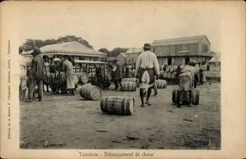 Ak Tamatave Toamasina Madagaskar, Débarquement de chaux