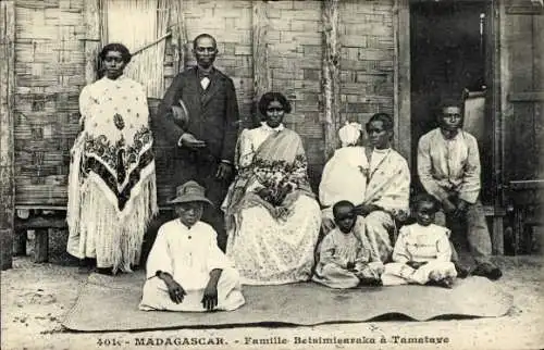 Ak Madagaskar, Familie Sakalave