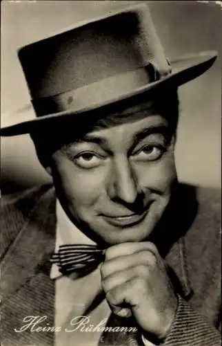 Ak Schauspieler Heinz Rühmann, Portrait, Hut, Film Keine Angst vor großen Tieren