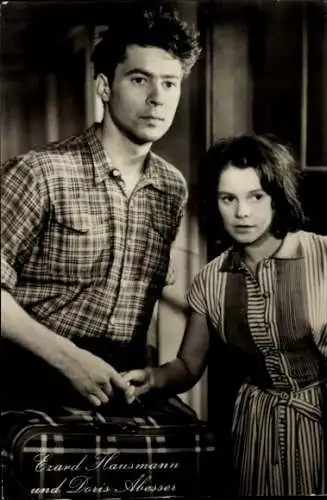 Ak Schauspieler Ezard Hausmann und Doris Abesser, Defa, Film Alte Liebe rostet nicht, Portrait