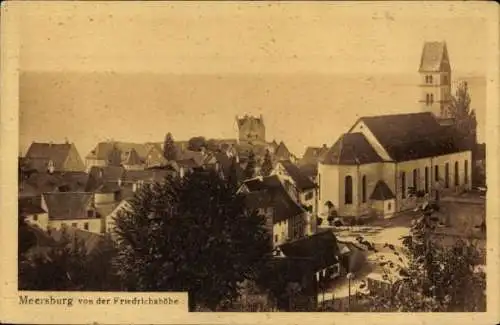 Ak Meersburg am Bodensee, Gesamtansicht von der Friedrichshöhe aus, Kirche