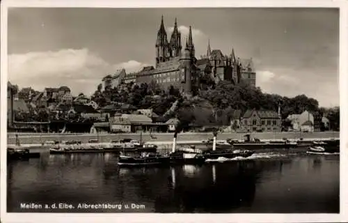 Ak Meißen an der Elbe, Meißen an der Elbe, Albrechtsburg, Dom, Boote auf dem Fluss, Historisch...