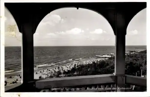 Ak Ostseebad Kühlungsborn, Blick aus Kurhaus, Blick auf Ostsee, Strand mit Menschen, Seebrücke