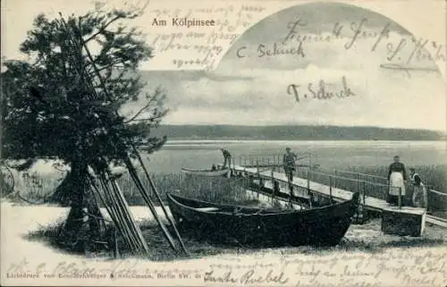 Ak Ostseebad Kölpinsee auf Usedom, Am  Boote am Steg, Personen am Wasser, Baum links, Signatur...