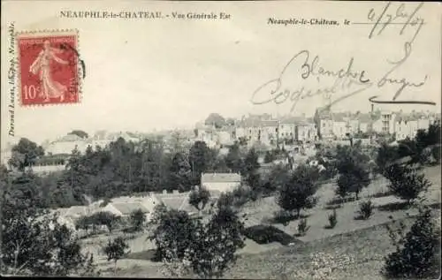 Ak Neauphle le Chateau Yvelines, Vue Generale Est