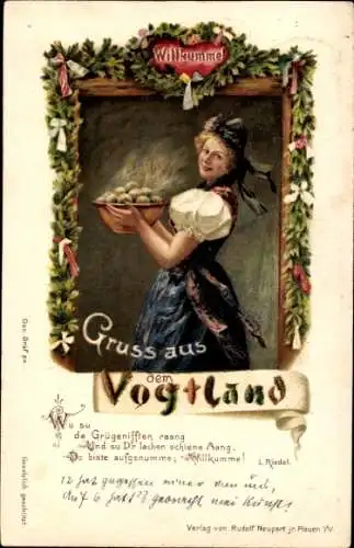 Präge Passepartout Ak Tracht aus dem Vogtland, Willkumme, Frau mit Klößen