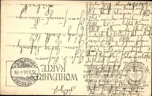 Ak Kleiner Junge in Uniform, denkt an unsere Krieger Waisen, Pickelhaube, Gewehr