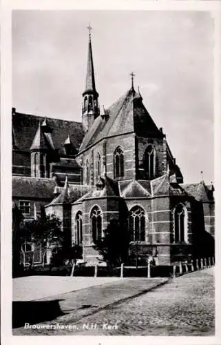 Ak Brouwershaven Zeeland,  N.H. Kirche