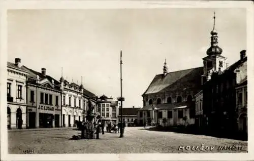 Ak Holešov Holleschau Holeshof Region Zlin, Marktplatz, Kirche