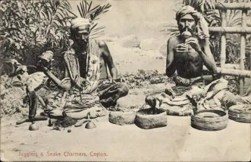 Ak Ceylon Sri Lanka, Jugglers and Snake Charmers, Schlangenbeschwörer