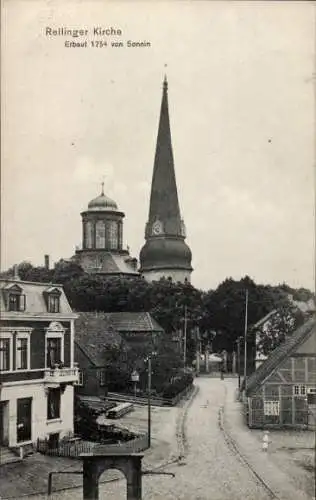 Ak Rellingen in Holstein, Blick über eine Straße auf die Kirche