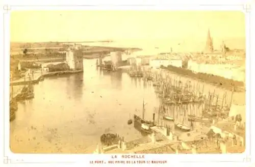 Foto La Rochelle Charente Maritime, Le Port , Vue Prise de la Tour St. Sauveur