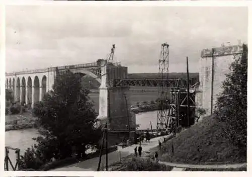 Foto St. Maurier ? Frankreich, Brückenbau, 1940