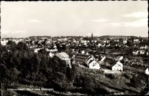 Ak Lüdenscheid im Märkischen Kreis, Totalansicht, Blick vom Ehrenmal