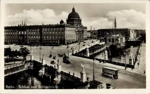 Ak Berlin Mitte, Schloss, Schlossbrücke