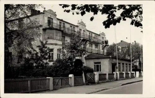 Foto Ak Ostseebad Kühlungsborn, Haus, Straße