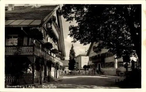 Ak Weiler Simmerberg im Allgäu, Dorfplatz