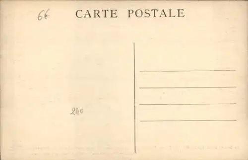 Ak Ak Suze la Rousse Drôme, Cheminee de la grande salle du Chateau