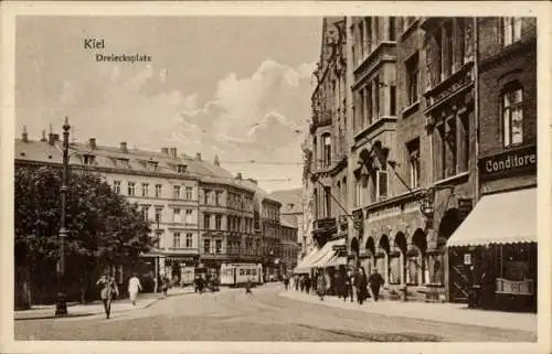 Ak Kiel, Dreiecksplatz, Straßenbahn, Conditorei