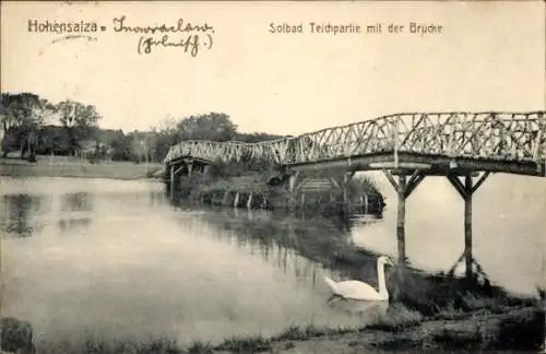 Ak Inowrocław Hohensalza Posen, Solbad Teichpartie mit der Brücke