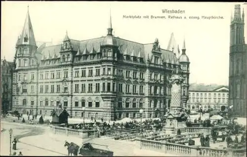 Ak Wiesbaden in Hessen, Marktplatz, Brunnen, Rathaus, evangelische Hauptkirche