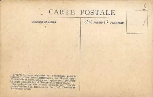 Ak Britisches Kriegsschiff, HMS Queen Elizabeth, Geshütze