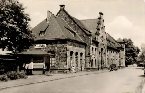 Ak Apolda im Weimarer Land Thüringen, Bahnhof, Straßenseite