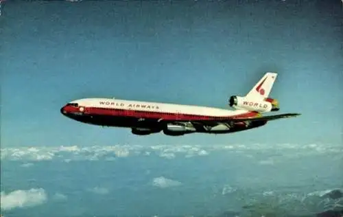 Ak Amerikanisches Passagierflugzeug World Airways, Douglas DC-10-30CF jetliner, Lake Tahoe