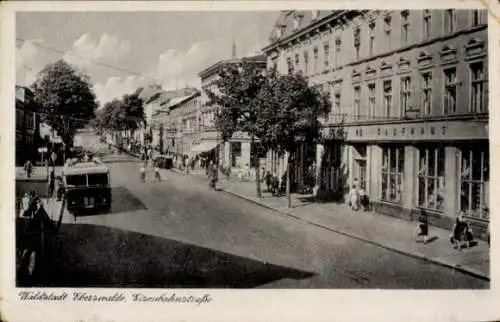 Ak Eberswalde im Kreis Barnim, Eisenbahnstraße, HO-Kaufhaus