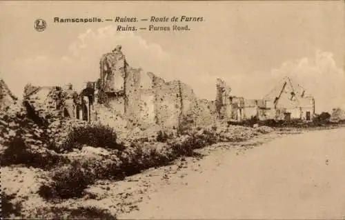 Ak Ramskapelle Ramscapelle Nieuwpoort Westflandern, Ruinen, Straße nach Furnes, Kriegszerstörung