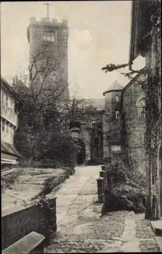 Ak Lutherstadt Eisenach in Thüringen, Wartburg, Wartburghof, Dirnitz