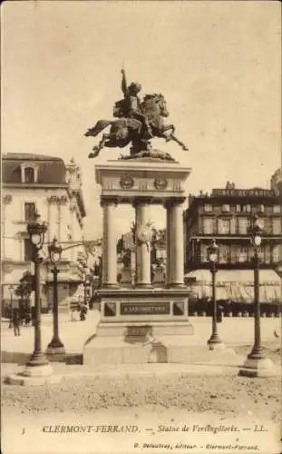 Ak Clermont Ferrand Puy de Dôme, Statue von Vercingetorix