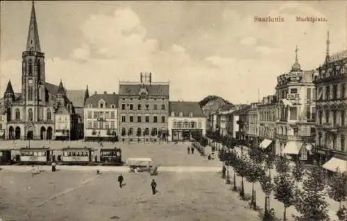 Ak Saarlouis im Saarland, Marktplatz, Straßenbahn