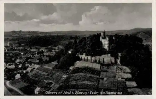 Ak Ortenberg in Baden, Fliegeraufnahme, Schloss