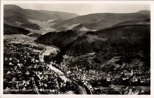 Ak Gernsbach im Murgtal Schwarzwald, Fliegeraufnahme