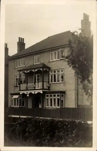 Foto Ak Skegness East Midlands England, Villa, 1937