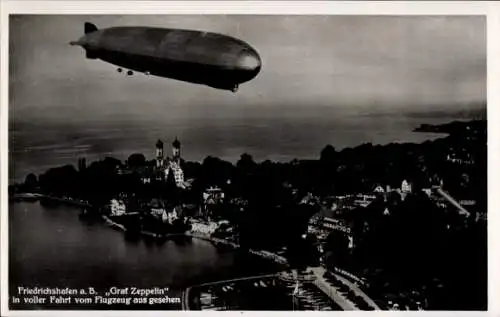 Ak Friedrichshafen am Bodensee, Graf Zeppelin, Fliegeraufnahme