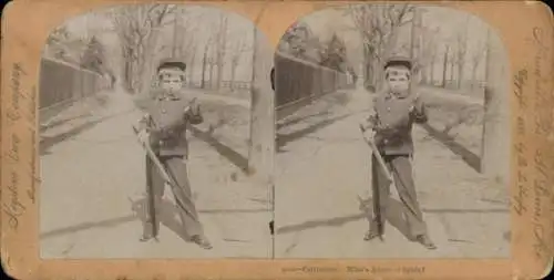 Stereo Foto Wer hat Angst vor Spanien?, Junge in Uniform